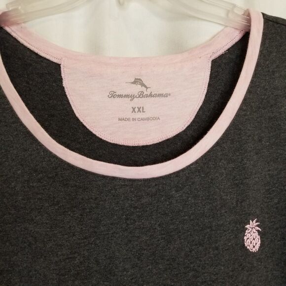 Tommy Bahama Women's Lounge Sleep Top Size XXL Gray with Pink Trim & Pineapple - Picture 3 of 5